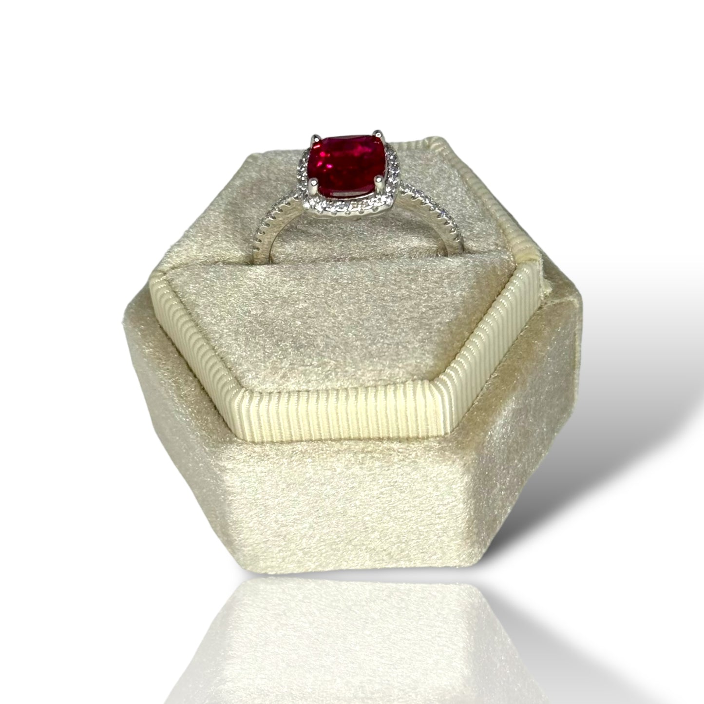 Ruby Ring - Radiant Elegance